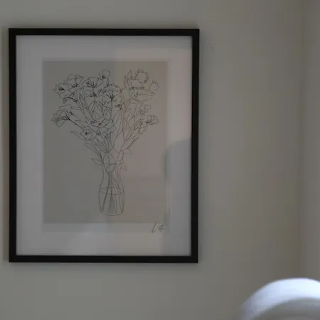 Luxury - Bank House - Private Gated Carpark Yarm